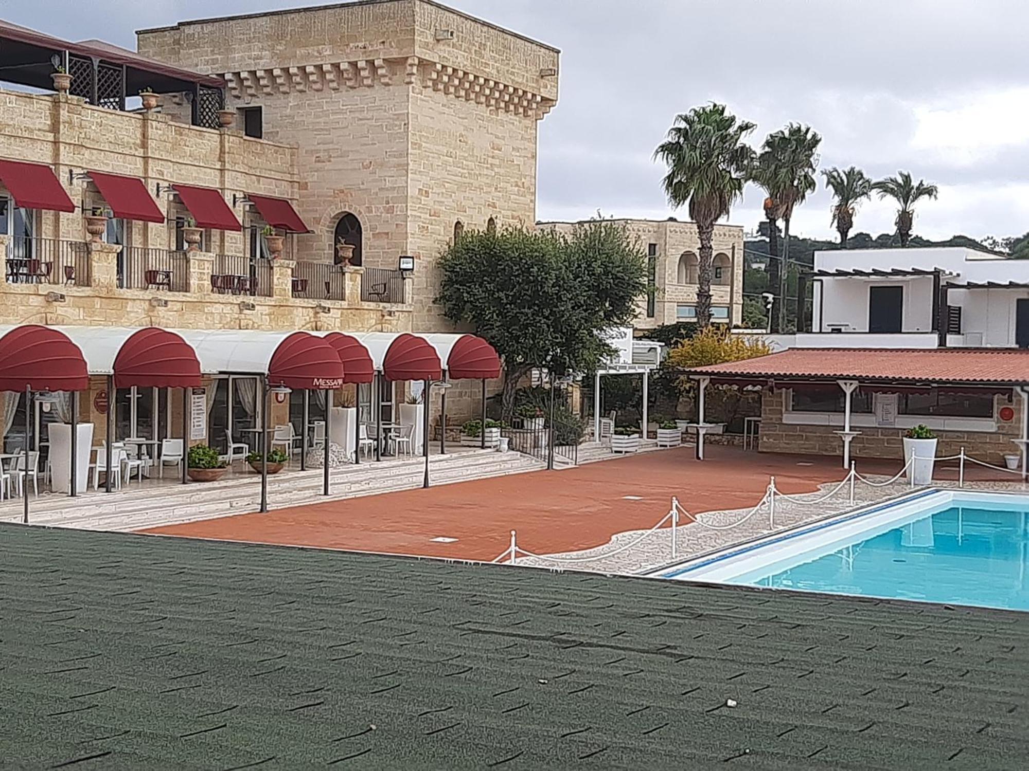 Messapia Hotel Леука Экстерьер фото